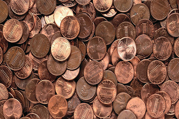 a large pile of pennies